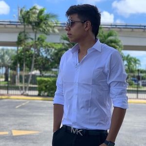 Meet your Posher, Sebastian